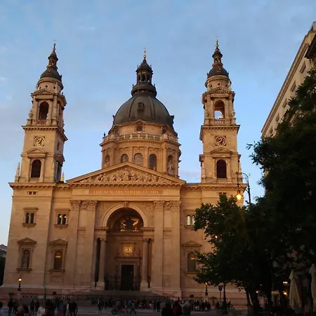 Apartment Sas4 By The Cathedral Budapest